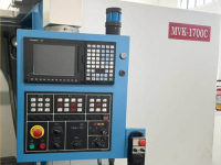 CENTRO DE USINAGEM VEKER MVK1700C