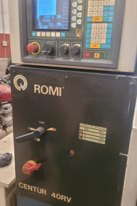 TORNO CNC ROMI CENTUR 40 RV