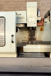 CENTRO DE USINAGEM VERTICAL FIRST MCV 1000